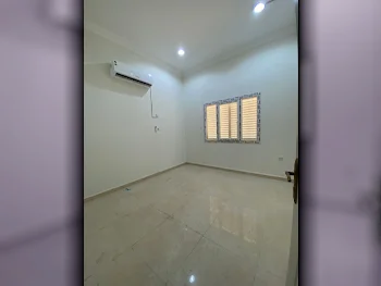 1 Bedrooms  Apartment  For Rent  in Al Rayyan -  Umm Al Seneem  Not Furnished