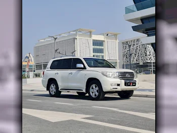 Toyota  Land Cruiser  VXR  2011  Automatic  258,000 Km  8 Cylinder  Four Wheel Drive (4WD)  SUV  White