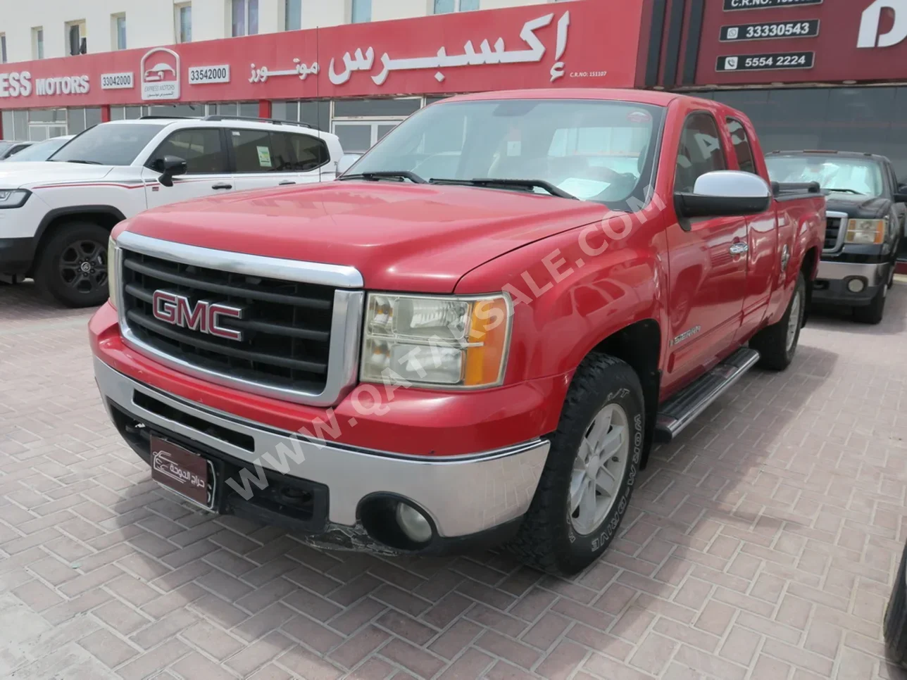 GMC  Sierra  SLE  2009  Automatic  459,000 Km  8 Cylinder  Four Wheel Drive (4WD)  Pick Up  Red