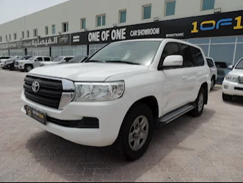 Toyota  Land Cruiser  GX  2017  Automatic  233,000 Km  6 Cylinder  Four Wheel Drive (4WD)  SUV  White