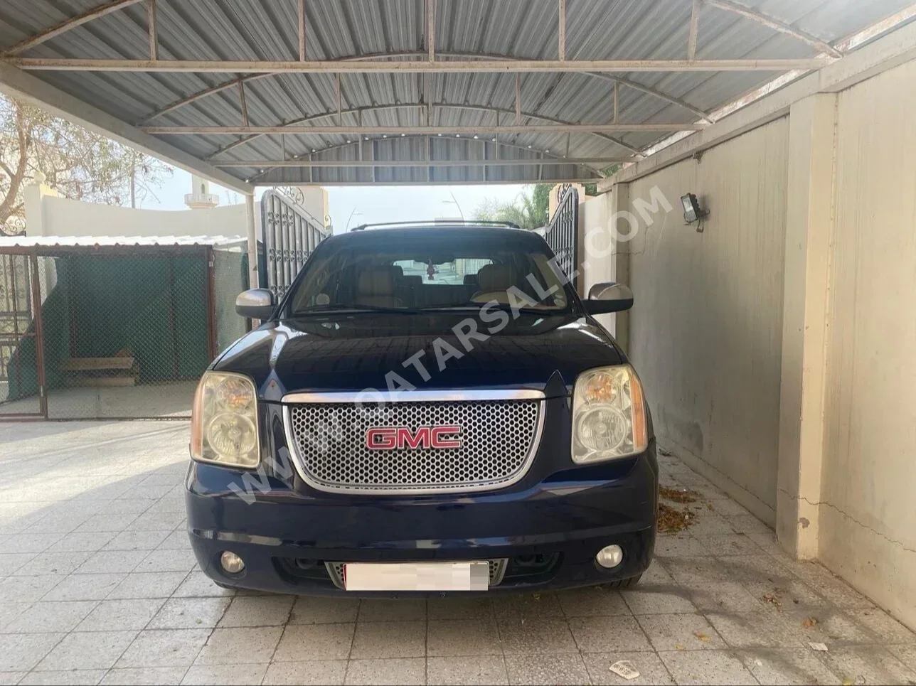 GMC  Yukon  SLE  2008  Automatic  341,500 Km  8 Cylinder  Four Wheel Drive (4WD)  SUV  Dark Blue