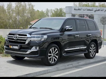 Toyota  Land Cruiser  GXR- Grand Touring  2019  Automatic  163,000 Km  8 Cylinder  Four Wheel Drive (4WD)  SUV  Black