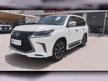 Lexus  LX  570 S Black Edition  2019  Automatic  156,000 Km  8 Cylinder  Four Wheel Drive (4WD)  SUV  White