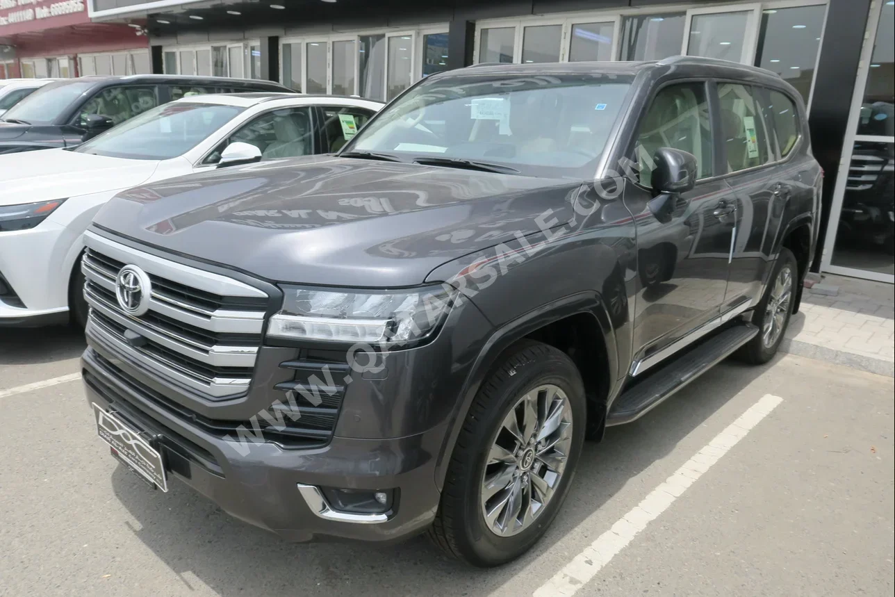 Toyota  Land Cruiser  GXR Twin Turbo  2024  Automatic  0 Km  6 Cylinder  Four Wheel Drive (4WD)  SUV  Gray  With Warranty