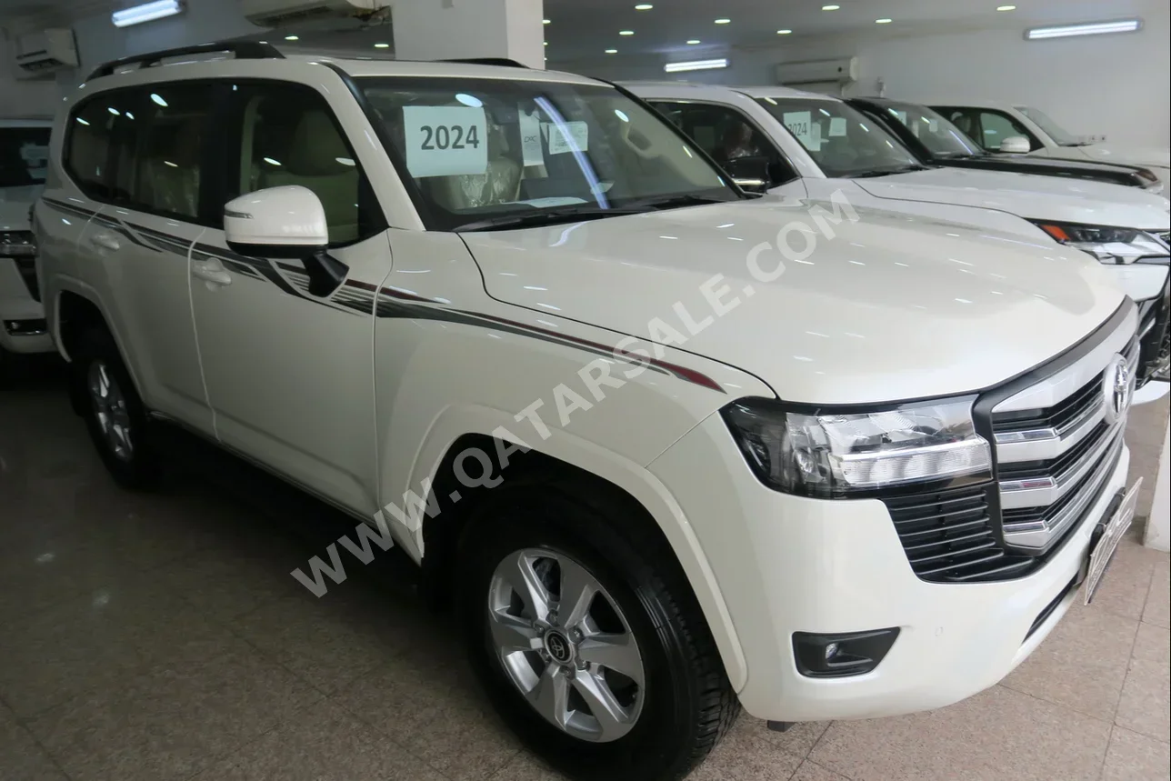 Toyota  Land Cruiser  GXR  2024  Automatic  0 Km  6 Cylinder  Four Wheel Drive (4WD)  SUV  White  With Warranty