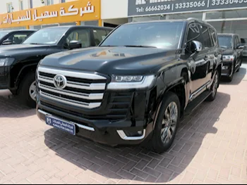 Toyota  Land Cruiser  VXR Twin Turbo  2023  Automatic  50,000 Km  6 Cylinder  Four Wheel Drive (4WD)  SUV  Black  With Warranty