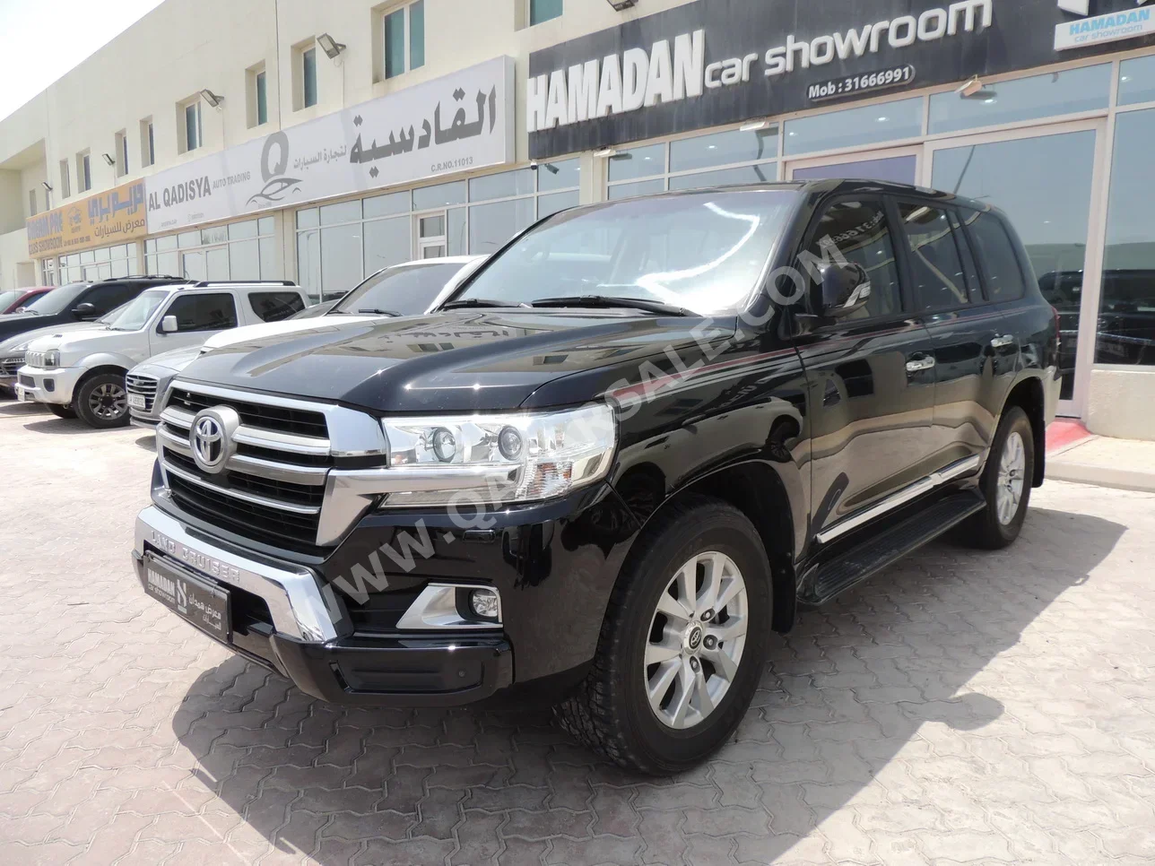 Toyota  Land Cruiser  GXR  2020  Automatic  112,000 Km  8 Cylinder  Four Wheel Drive (4WD)  SUV  Black