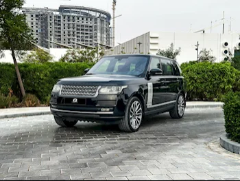 Land Rover  Range Rover  Vogue SE  2015  Automatic  161,000 Km  8 Cylinder  Four Wheel Drive (4WD)  SUV  Black