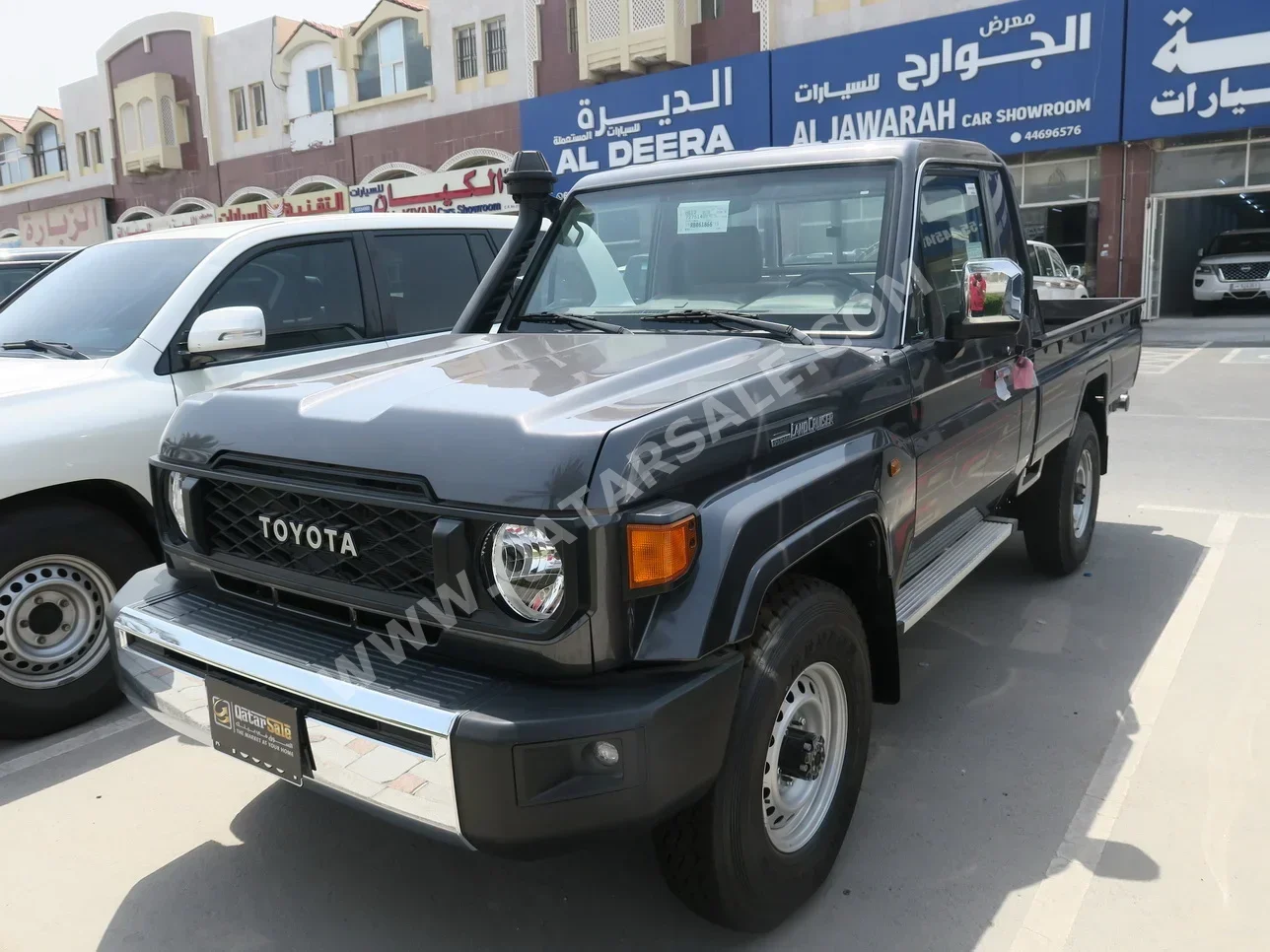 Toyota  Land Cruiser  LX  2024  Manual  0 Km  8 Cylinder  Four Wheel Drive (4WD)  Pick Up  Gray  With Warranty