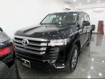 Toyota  Land Cruiser  GXR Twin Turbo  2024  Automatic  0 Km  6 Cylinder  Four Wheel Drive (4WD)  SUV  Black  With Warranty