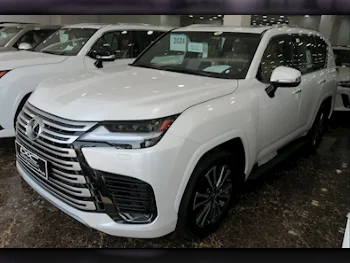 Lexus  LX  600 Luxury  2024  Automatic  0 Km  6 Cylinder  Four Wheel Drive (4WD)  SUV  White  With Warranty