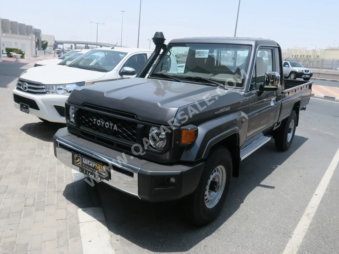  Toyota  Land Cruiser  LX  2024  Manual  0 Km  8 Cylinder  Four Wheel Drive (4WD)  Pick Up  Gray  With Warranty