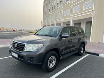 Toyota  Land Cruiser  G  2014  Automatic  182,000 Km  6 Cylinder  Four Wheel Drive (4WD)  SUV  Gray