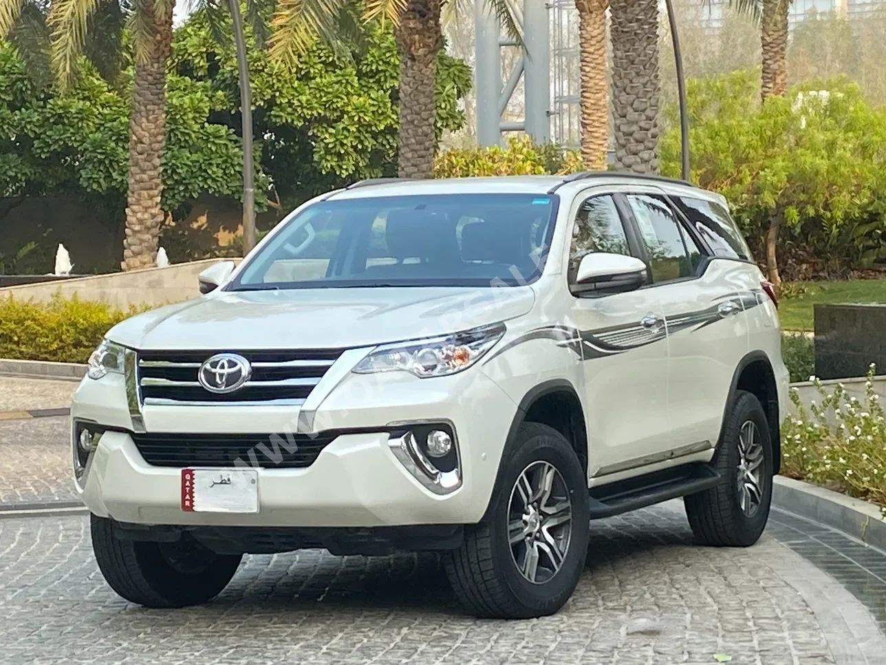 Toyota  Fortuner  TRD  2019  Automatic  60,000 Km  6 Cylinder  All Wheel Drive (AWD)  SUV  White