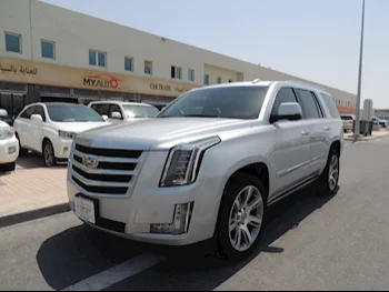 Cadillac  Escalade  2016  Automatic  59,000 Km  8 Cylinder  Four Wheel Drive (4WD)  SUV  Silver