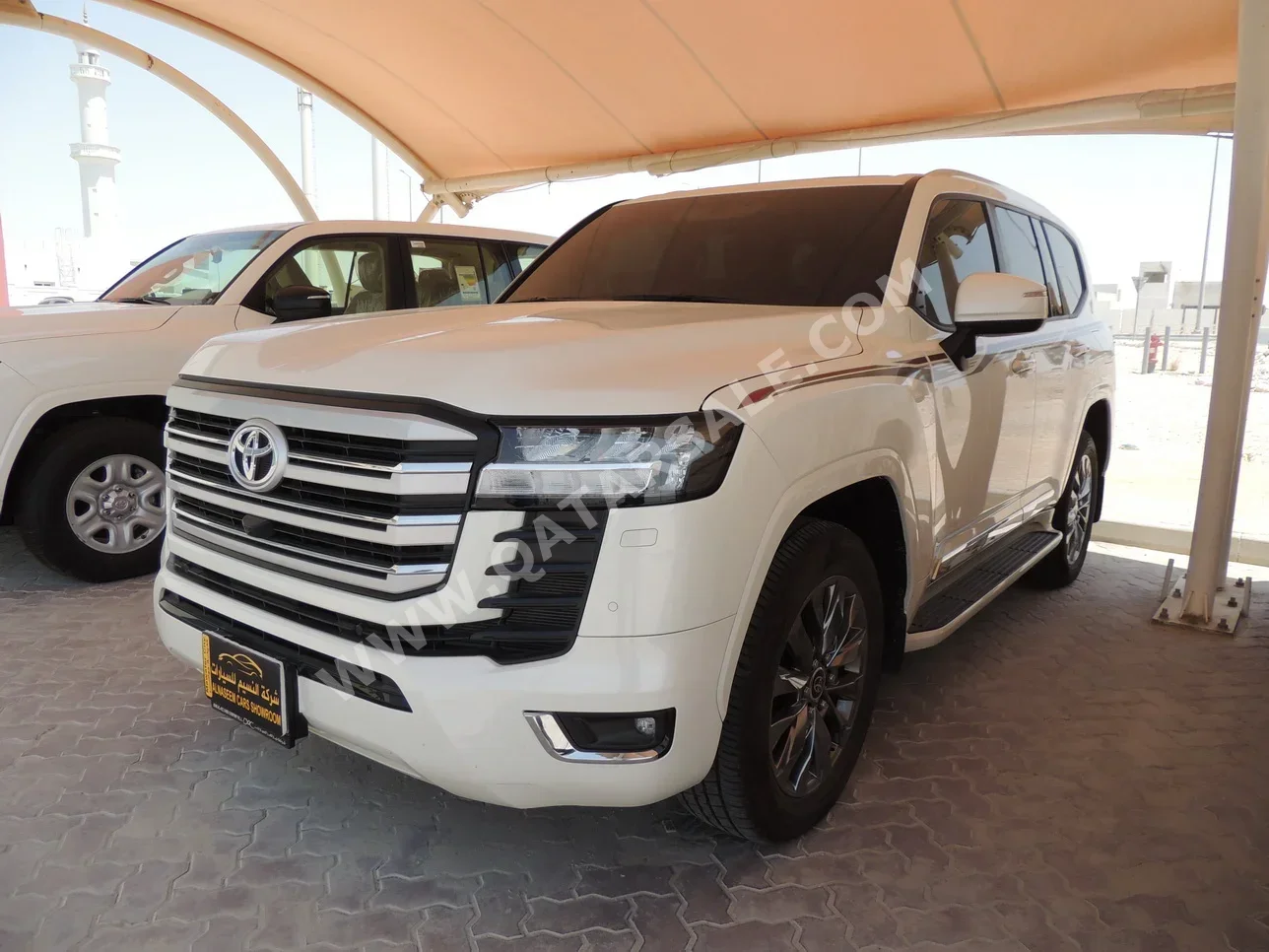 Toyota  Land Cruiser  GXR Twin Turbo  2024  Automatic  6,000 Km  6 Cylinder  Four Wheel Drive (4WD)  SUV  White  With Warranty