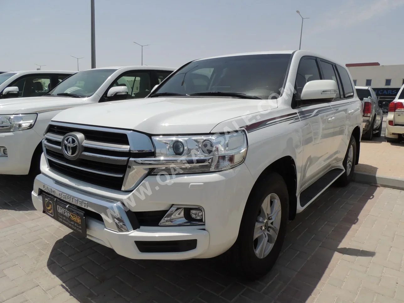 Toyota  Land Cruiser  GXR  2020  Automatic  140,000 Km  6 Cylinder  Four Wheel Drive (4WD)  SUV  White