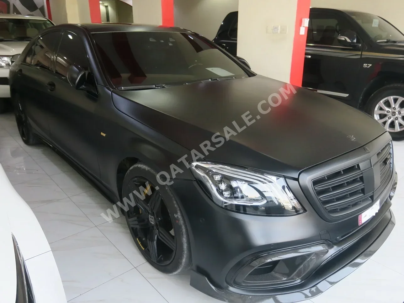 مرسيدس - بنز  اس - كلاس  55 AMG  2015  اوتوماتيك  87,000 كم  8 سلندر  دفع خلفي  سيدان  أسود