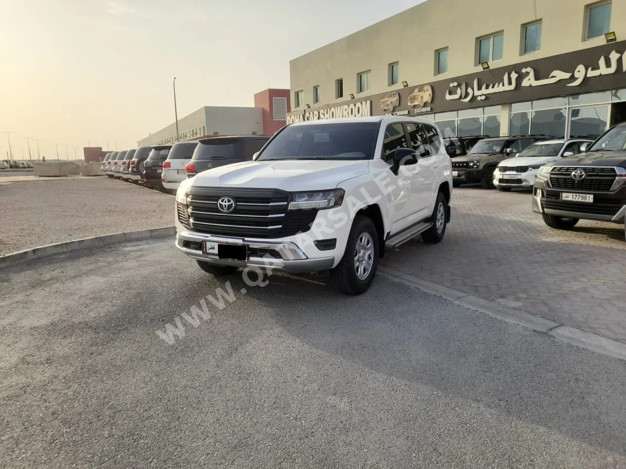 Toyota  Land Cruiser  GX  2024  Automatic  40,000 Km  6 Cylinder  Four Wheel Drive (4WD)  SUV  White  With Warranty