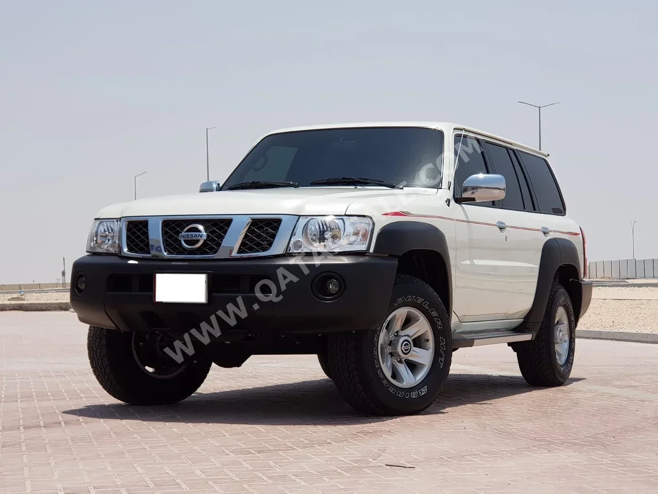  Nissan  Patrol  GL  2023  Automatic  1,750 Km  6 Cylinder  Four Wheel Drive (4WD)  SUV  White  With Warranty