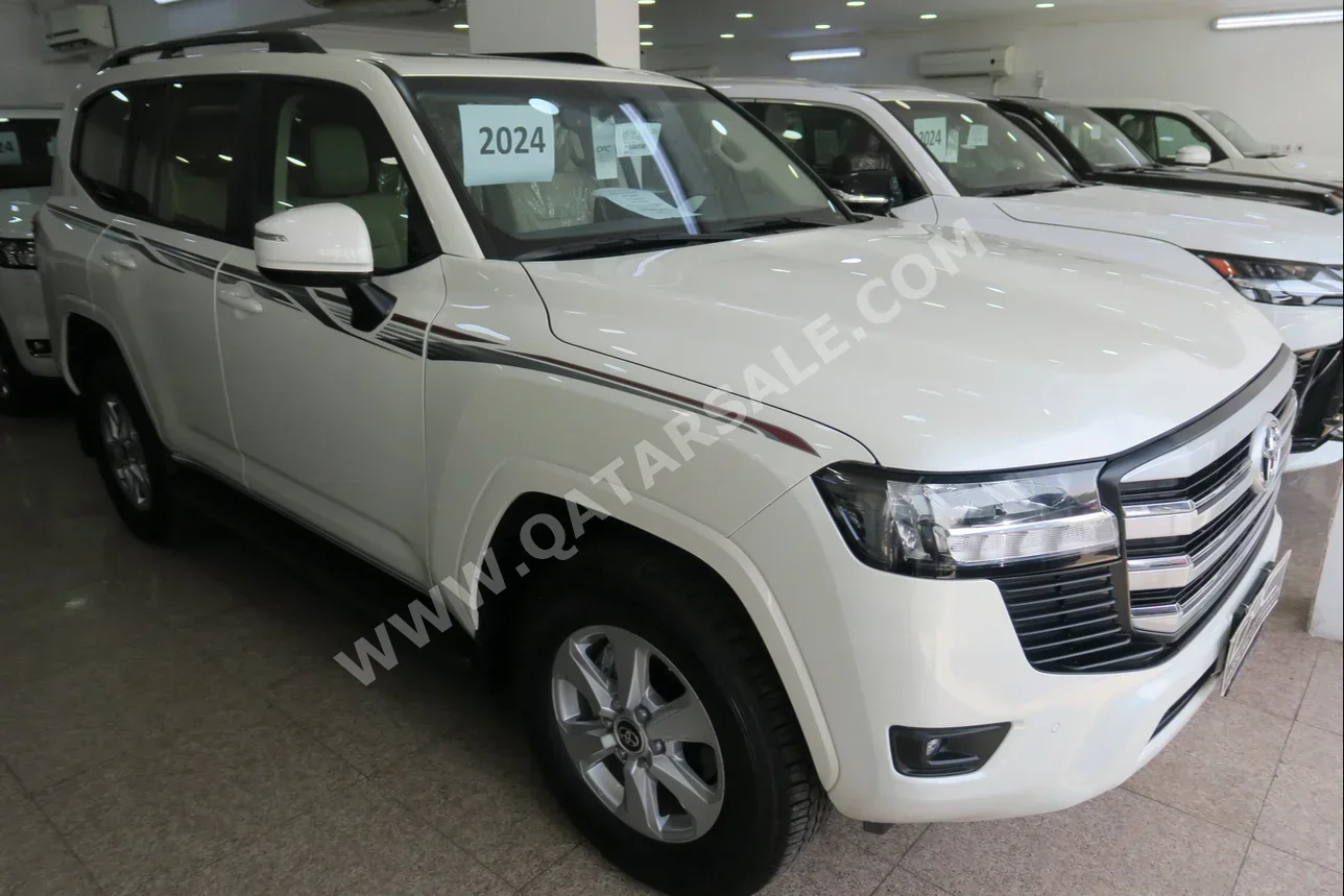 Toyota  Land Cruiser  GXR  2024  Automatic  0 Km  6 Cylinder  Four Wheel Drive (4WD)  SUV  White  With Warranty