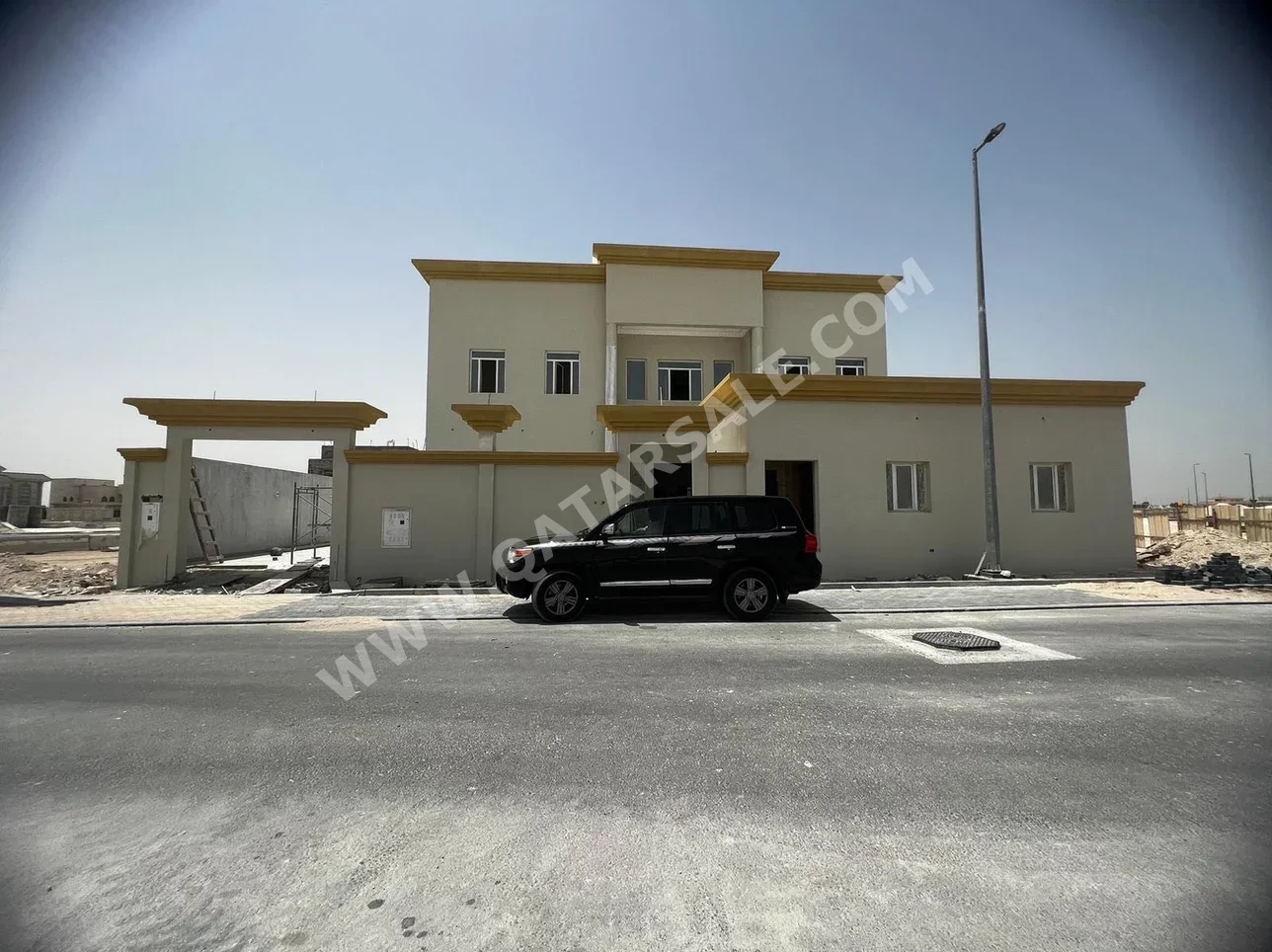 Family Residential  - Not Furnished  - Al Wakrah  - Al Wukair  - 8 Bedrooms