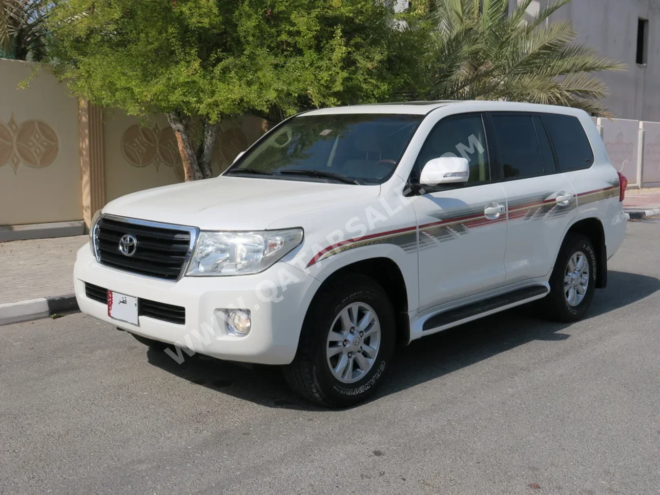 Toyota  Land Cruiser  GX  2012  Automatic  257,000 Km  6 Cylinder  Four Wheel Drive (4WD)  SUV  White