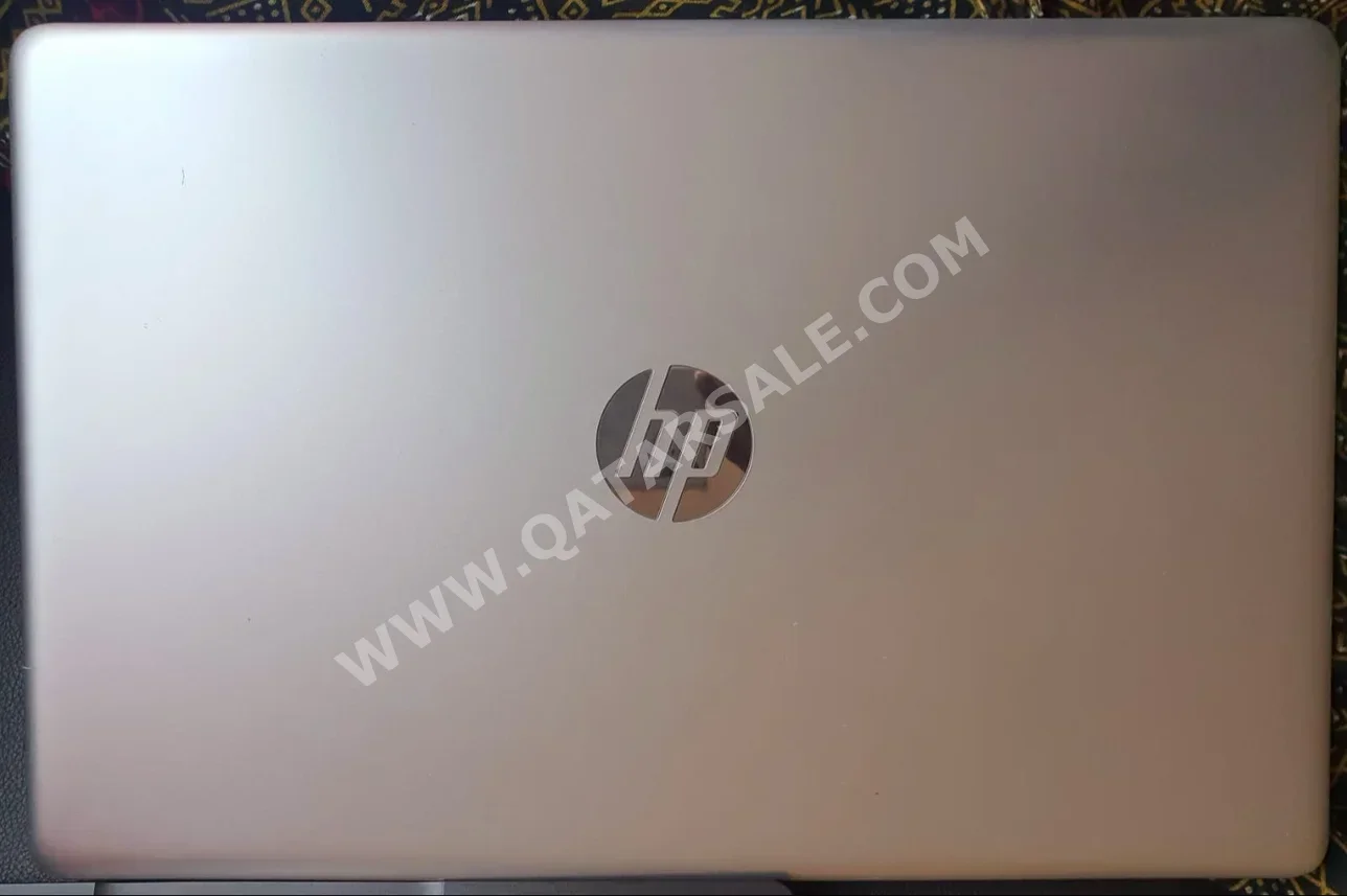Laptops HP  - Chrome Book  2020  - Grey  - Windows 11  - Intel  - Core i3  -Memory (Ram): 4 GB