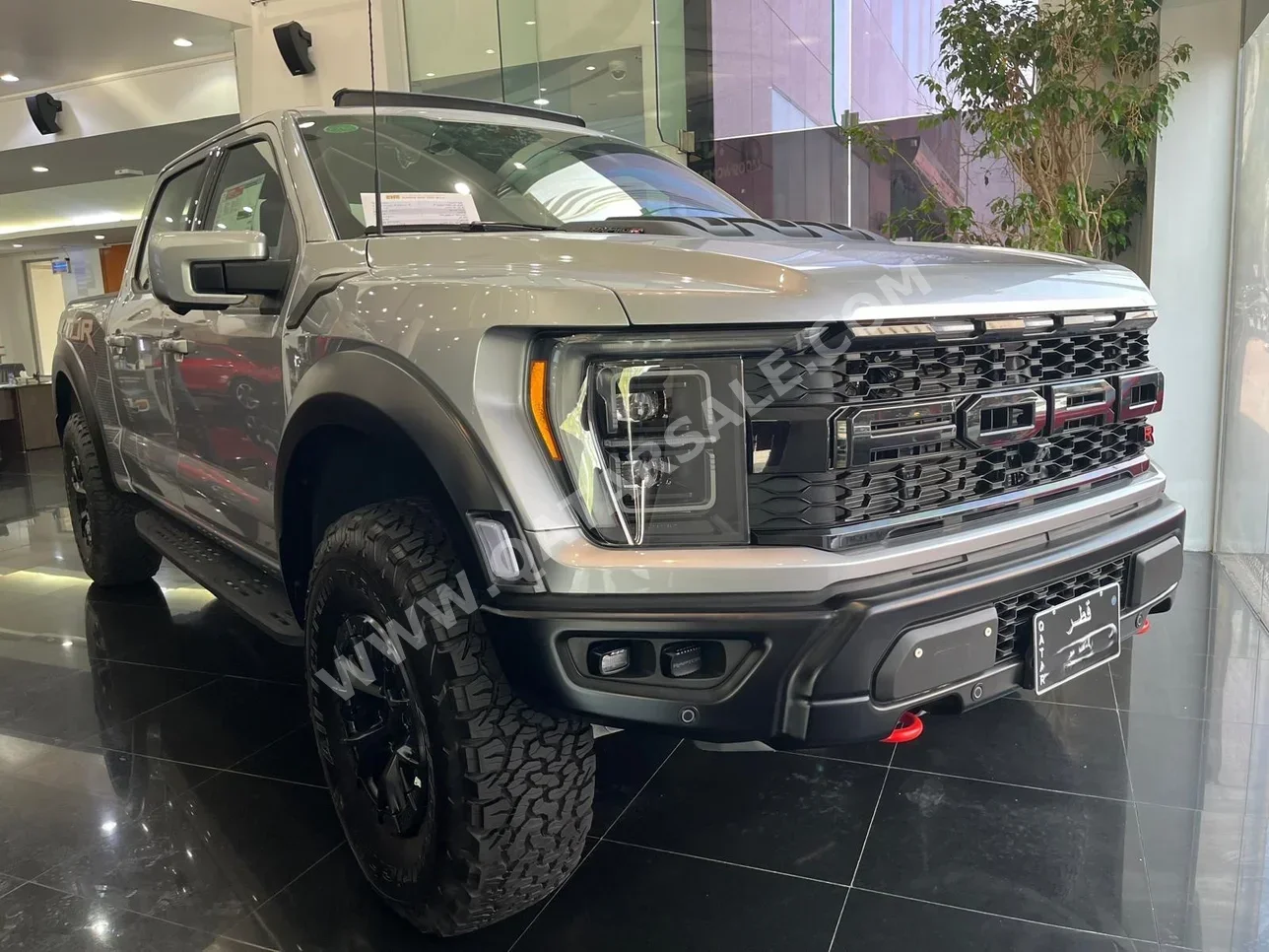 Ford  Raptor  R  2023  Automatic  0 Km  8 Cylinder  Four Wheel Drive (4WD)  Pick Up  Silver  With Warranty