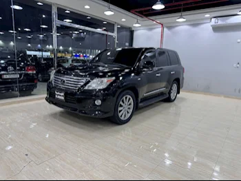 Lexus  LX  570  2011  Automatic  480,000 Km  8 Cylinder  Four Wheel Drive (4WD)  SUV  Black