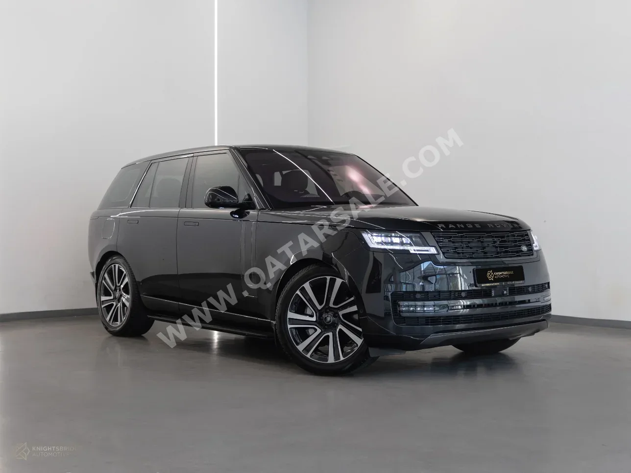 Land Rover  Range Rover  Vogue SE  2023  Automatic  18,200 Km  6 Cylinder  Four Wheel Drive (4WD)  SUV  Black  With Warranty