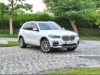 BMW  X-Series  X5 40i  2019  Automatic  50,000 Km  6 Cylinder  All Wheel Drive (AWD)  SUV  White