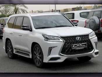 Lexus  LX  570  2018  Automatic  116,000 Km  8 Cylinder  Four Wheel Drive (4WD)  SUV  White