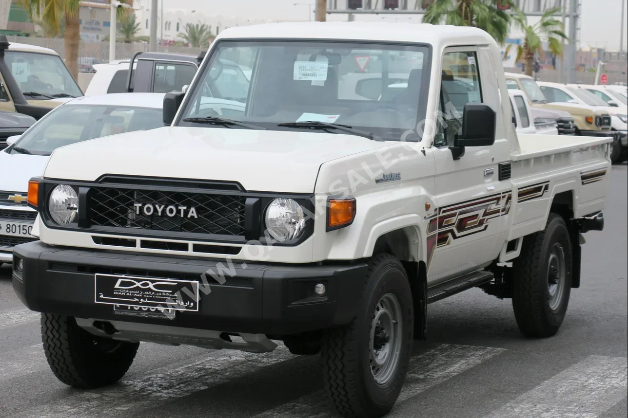 Toyota  Land Cruiser  LX  2024  Automatic  0 Km  6 Cylinder  Four Wheel Drive (4WD)  Pick Up  White  With Warranty