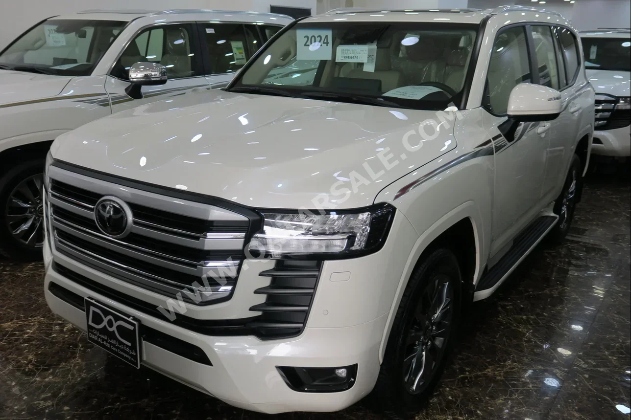 Toyota  Land Cruiser  GXR  2024  Automatic  0 Km  6 Cylinder  Four Wheel Drive (4WD)  SUV  White  With Warranty