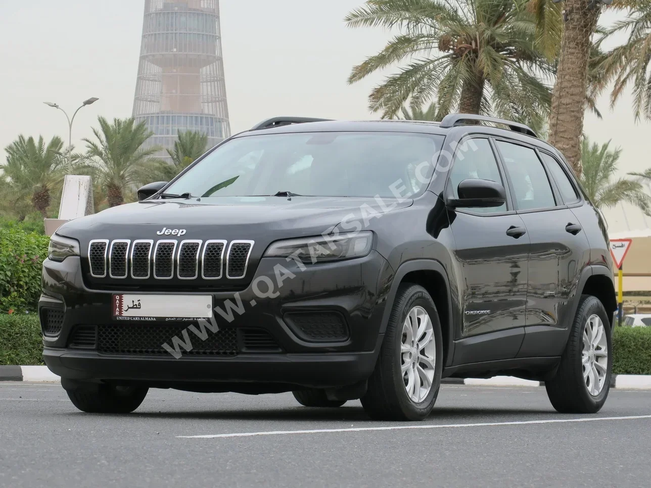 Jeep  Cherokee  Sport  2021  Automatic  73,000 Km  6 Cylinder  Four Wheel Drive (4WD)  SUV  Black