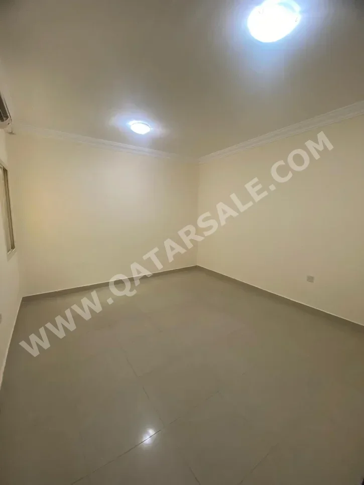 2 Bedrooms  Apartment  in Doha -  Al Sadd  Not Furnished