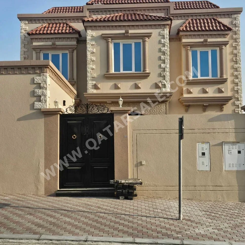 Family Residential  - Semi Furnished  - Umm Salal  - Umm Al Amad  - 7 Bedrooms