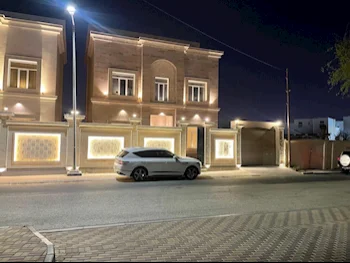 Family Residential  - Not Furnished  - Doha  - Nuaija  - 8 Bedrooms