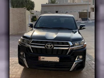 Toyota  Land Cruiser  GXR- Grand Touring  2021  Automatic  55,000 Km  8 Cylinder  Four Wheel Drive (4WD)  SUV  Black