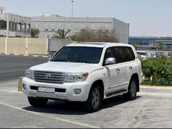 Toyota  Land Cruiser  VXR  2015  Automatic  230,000 Km  8 Cylinder  Four Wheel Drive (4WD)  SUV  White