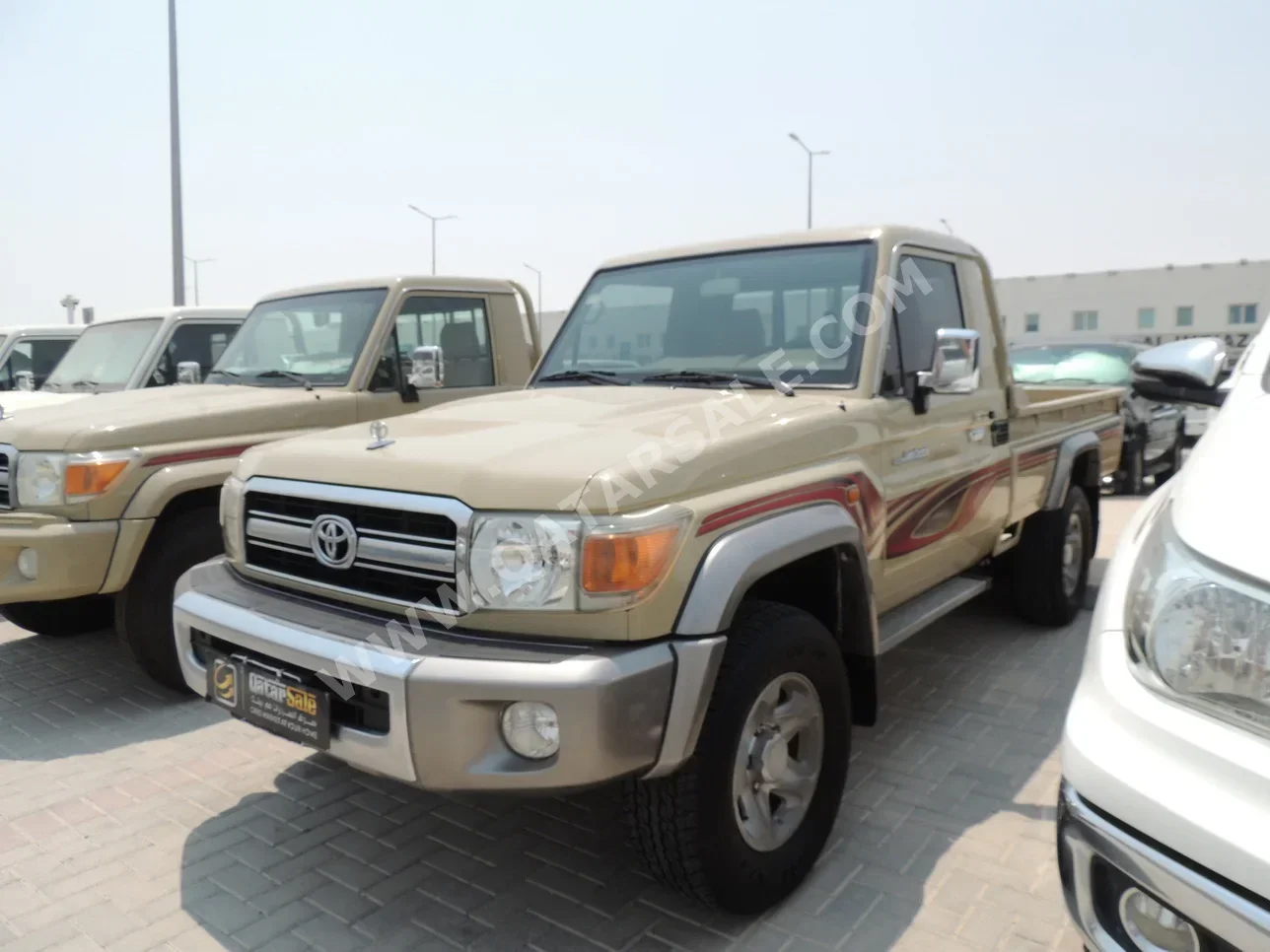 Toyota  Land Cruiser  LX  2012  Manual  247,000 Km  6 Cylinder  Four Wheel Drive (4WD)  Pick Up  Beige