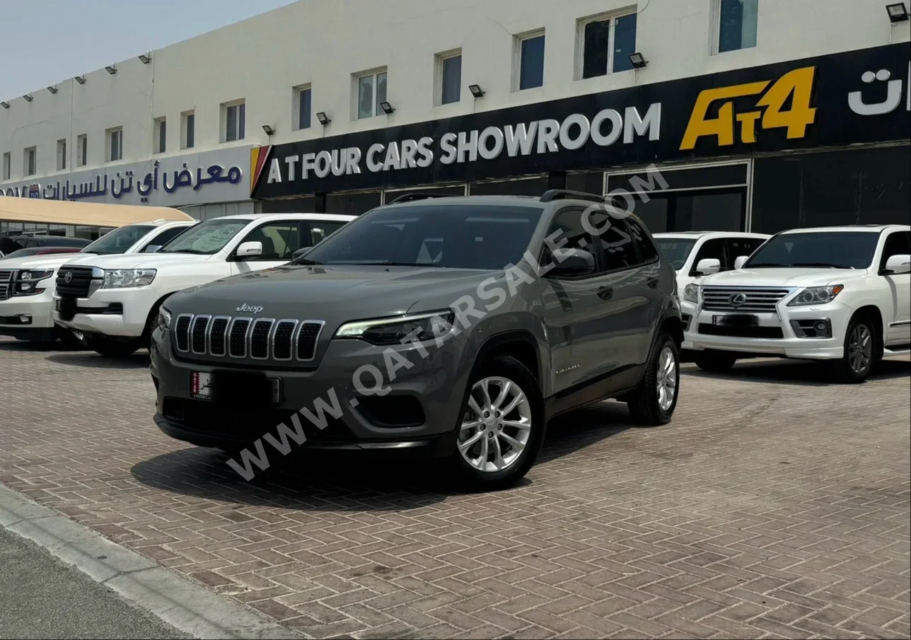 Jeep  Cherokee  Sport  2019  Automatic  80,000 Km  6 Cylinder  Four Wheel Drive (4WD)  SUV  Gray