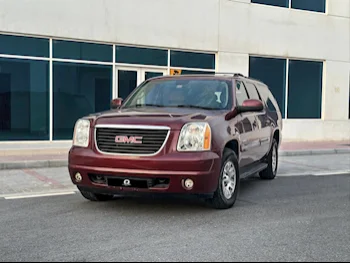 GMC  Yukon  XL  2008  Automatic  170,000 Km  8 Cylinder  Four Wheel Drive (4WD)  SUV  Red