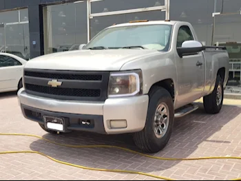 Chevrolet  Silverado  2012  Automatic  222,000 Km  8 Cylinder  Four Wheel Drive (4WD)  Pick Up  Silver