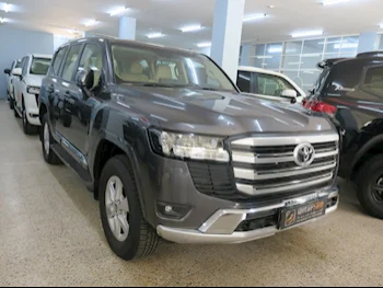 Toyota  Land Cruiser  GXR Twin Turbo  2023  Automatic  18,000 Km  6 Cylinder  Four Wheel Drive (4WD)  SUV  Gray  With Warranty