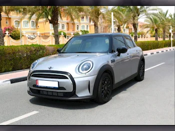 Mini  Cooper  4 Cylinder  Hatchback  Silver  2024