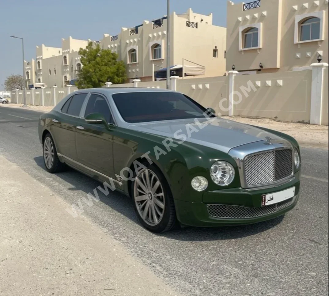 Bentley  Mulsanne  Mulliner  2014  Automatic  18,000 Km  8 Cylinder  Rear Wheel Drive (RWD)  Sedan  White and Green