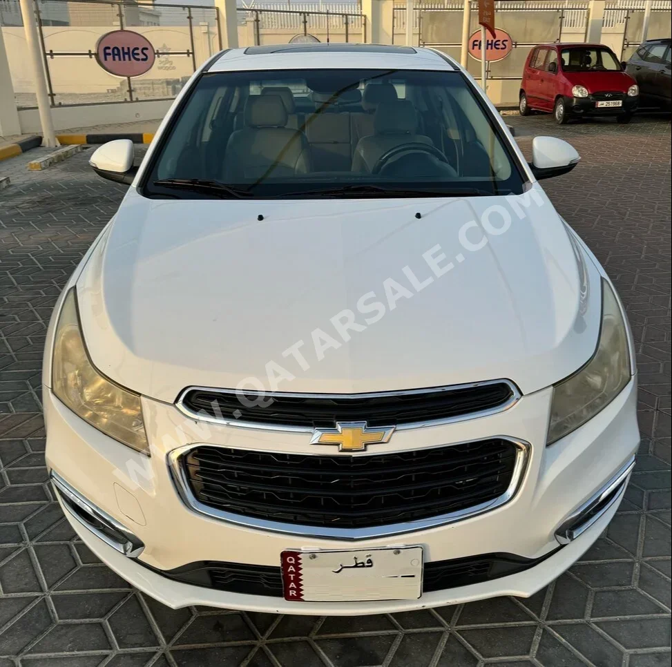 Chevrolet  Cruze  LT  2016  Automatic  71,828 Km  4 Cylinder  Front Wheel Drive (FWD)  Sedan  White