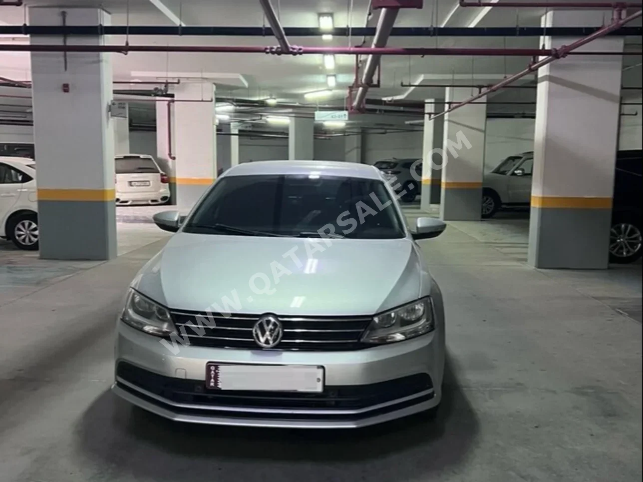 Volkswagen  Jetta  SE  2015  Tiptronic  100,000 Km  4 Cylinder  Front Wheel Drive (FWD)  Sedan  Silver